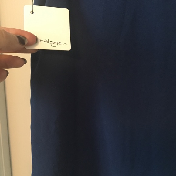 Navy Halogen top - Picture 4 of 6